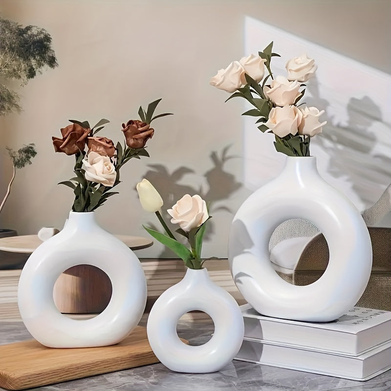 Nordic Style Donut Round Bud Vase – Modern Plastic Decorative Accent for Home Decor, Office Desk, Living Room | Ideal Housewarming, Wedding & Anniversary Gift (1pc)